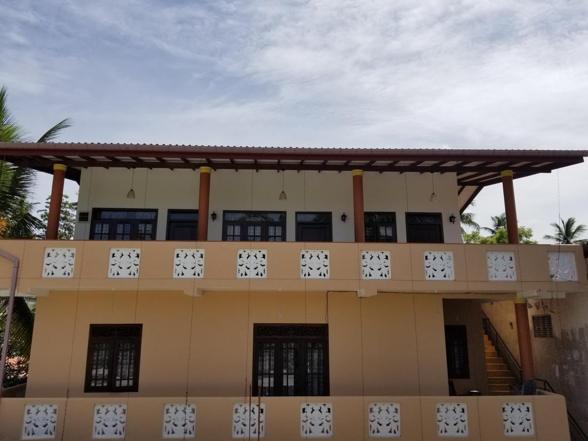 Kumara Guest House Unawatuna Kültér fotó